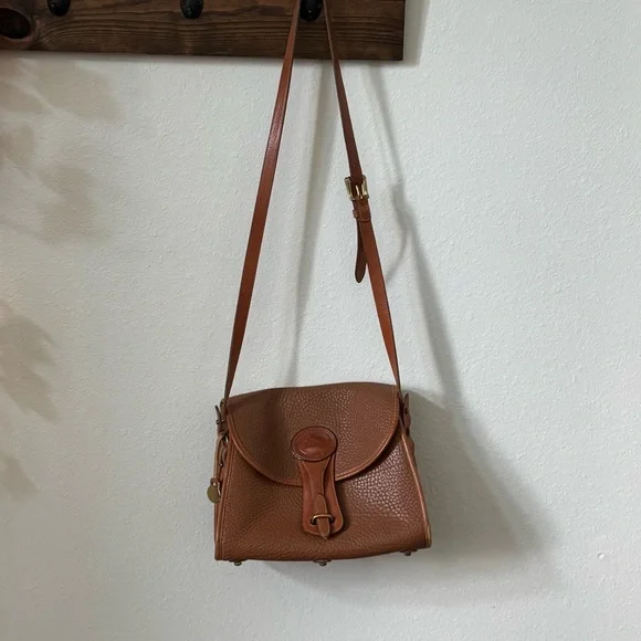 Dooney & Bourke Brown Leather Crossbody Bag with Coin Pouch - Picture 4 of 12